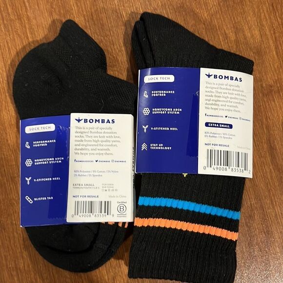 Bombas size xs bundle it two socks. - Picture 2 of 3